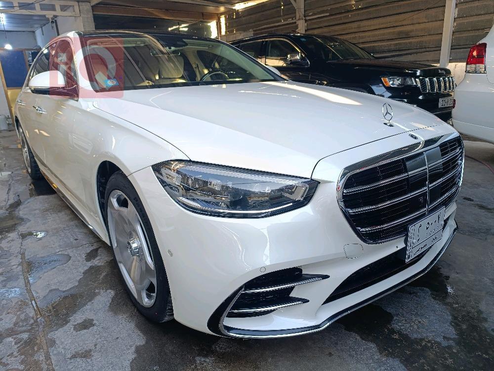 Mercedes-Benz S-Class Maybach